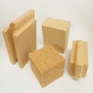 Muestras de aislamiento de fibra de madera STEICO